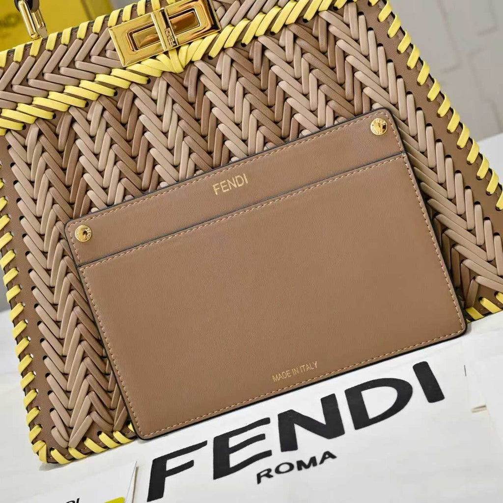 Fendi Peekaboo ISeeU Medium Bag