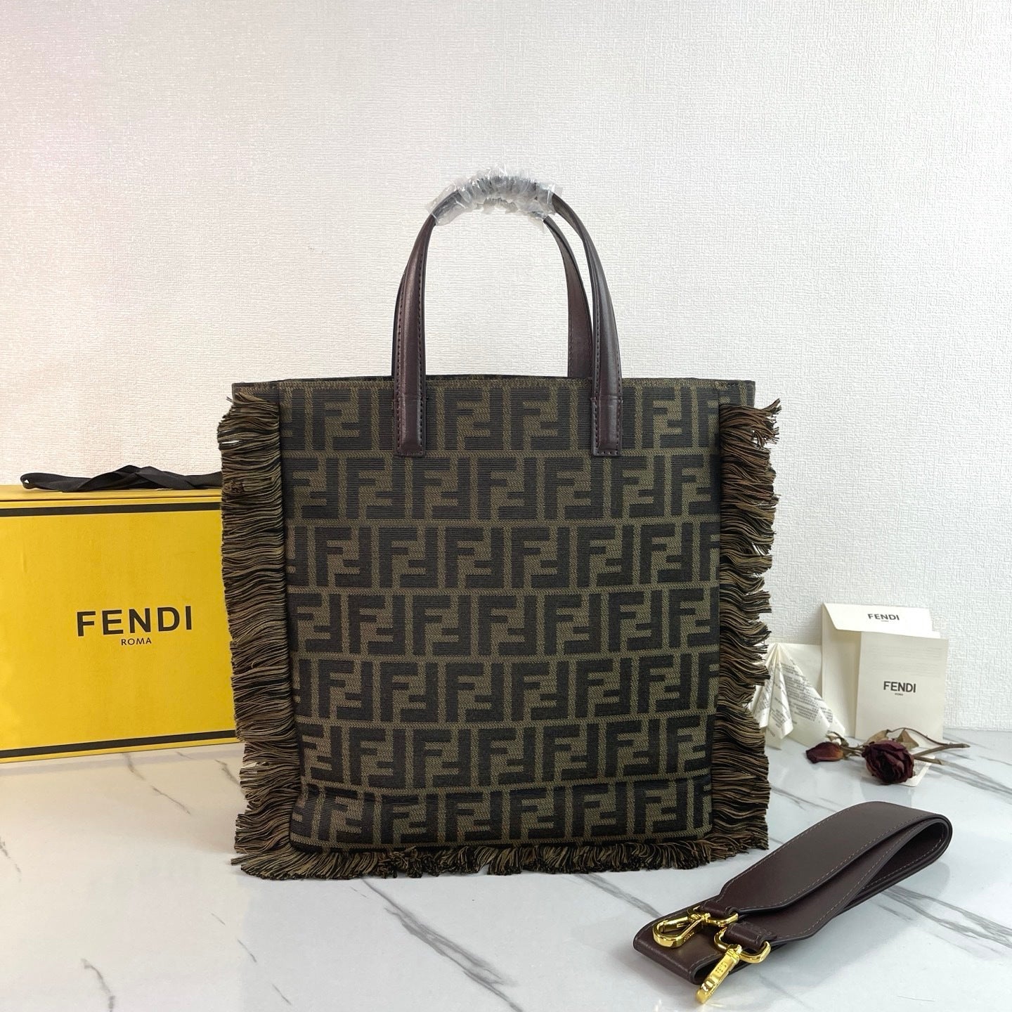 Fendi Sunshine Medium Tote