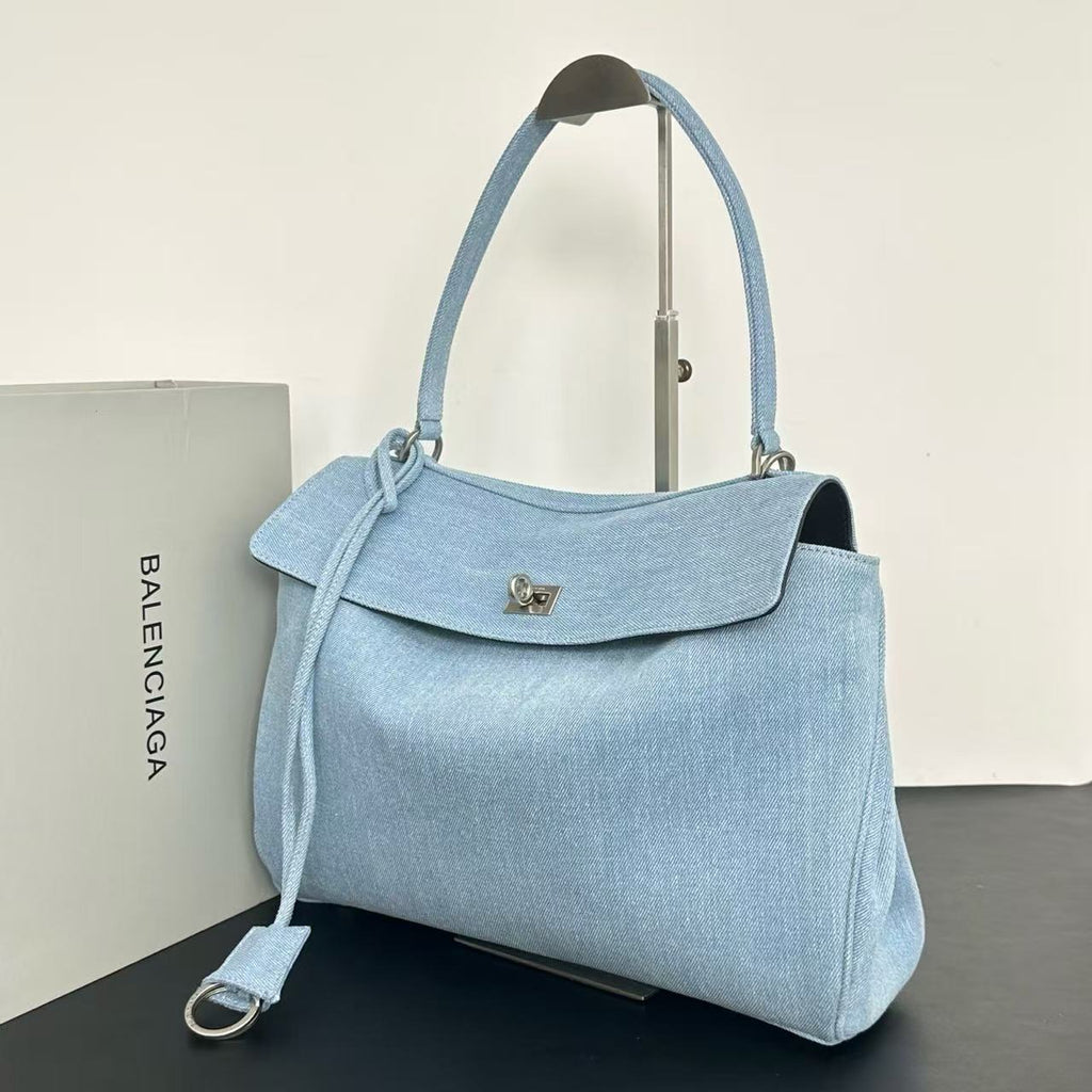 Balenciaga Rodeo Medium Handbag