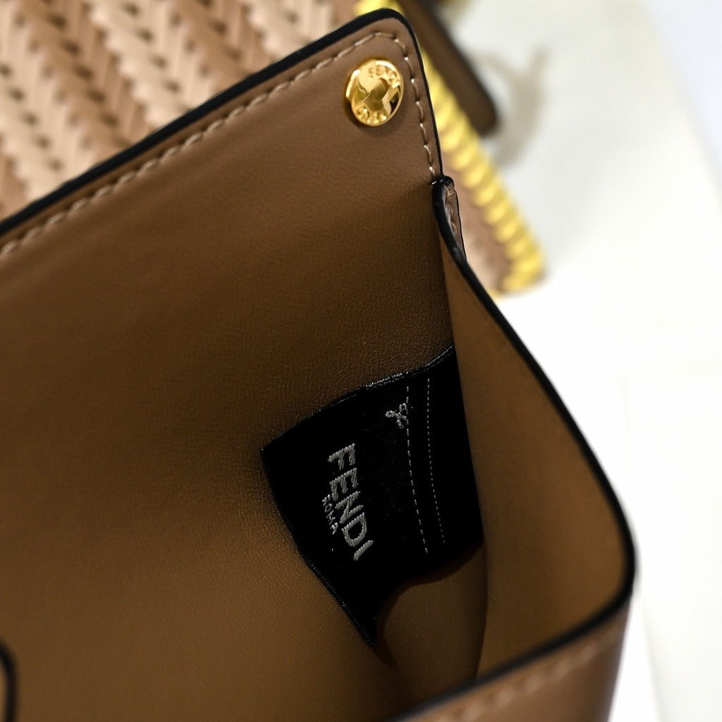 Fendi Peekaboo ISeeU Medium Bag