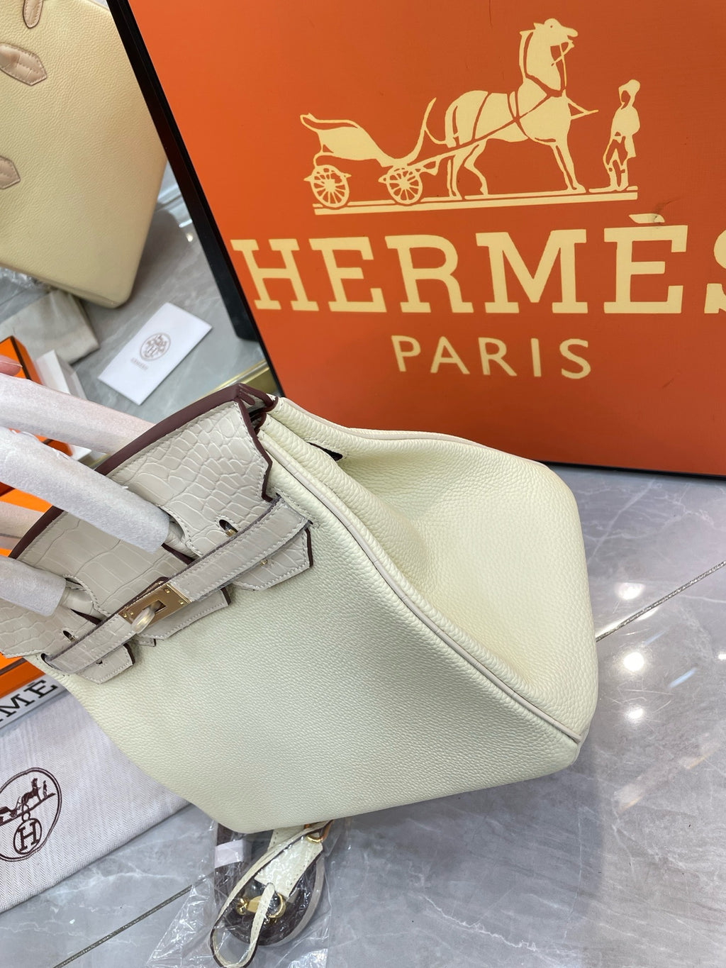 Hermès Birkin Bag – Authentic Luxury Leather Handbag