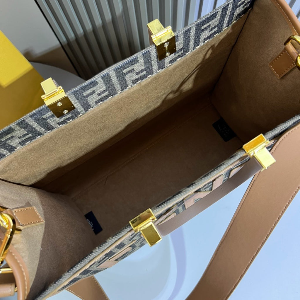 Fendi Sunshine Medium Tote