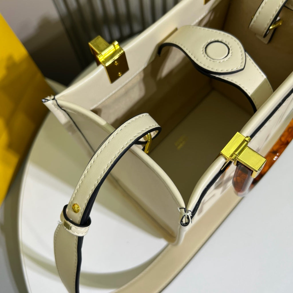 Fendi Sunshine Medium Tote