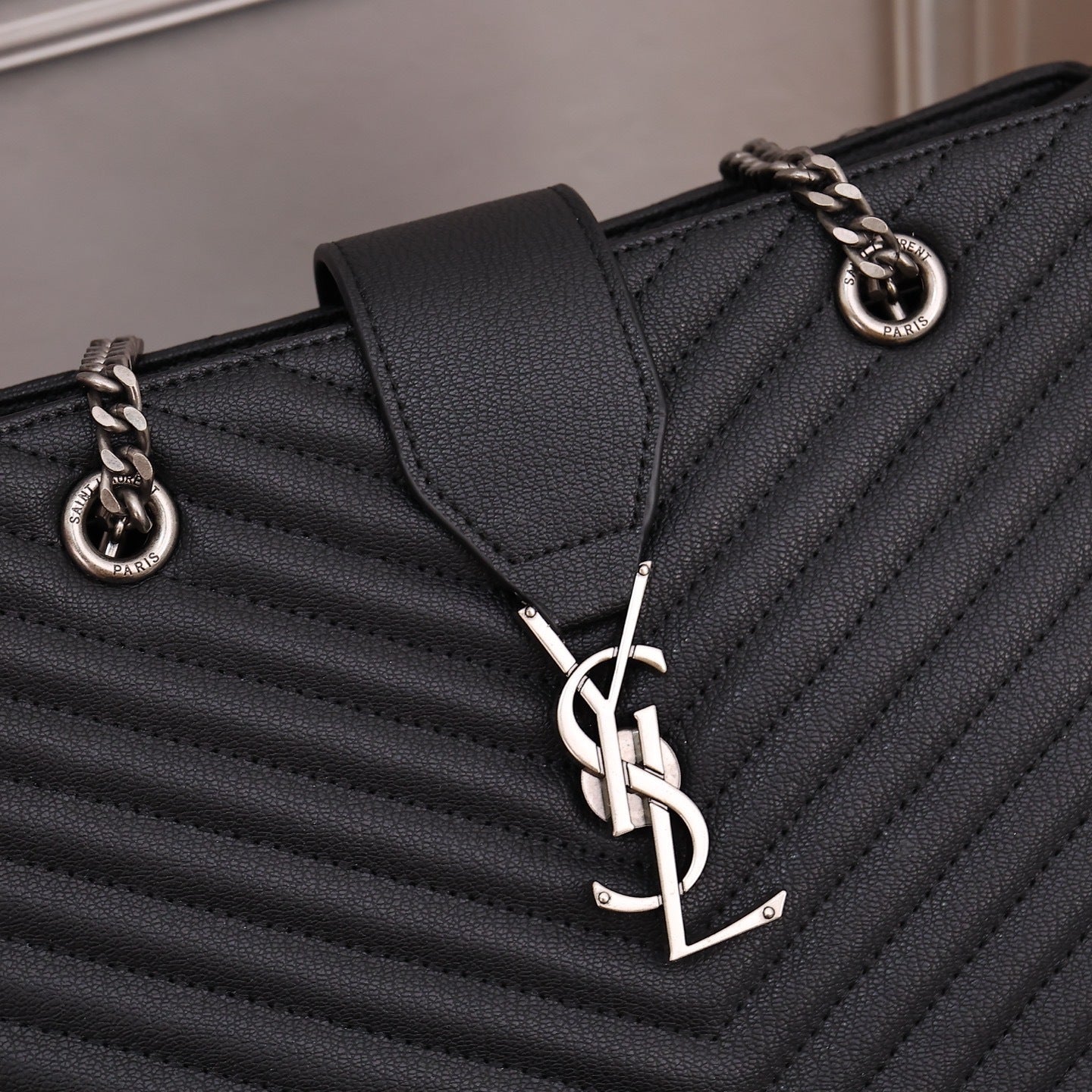 Saint Laurent Kate Bag – Luxury Leather Chain Shoulder Bag