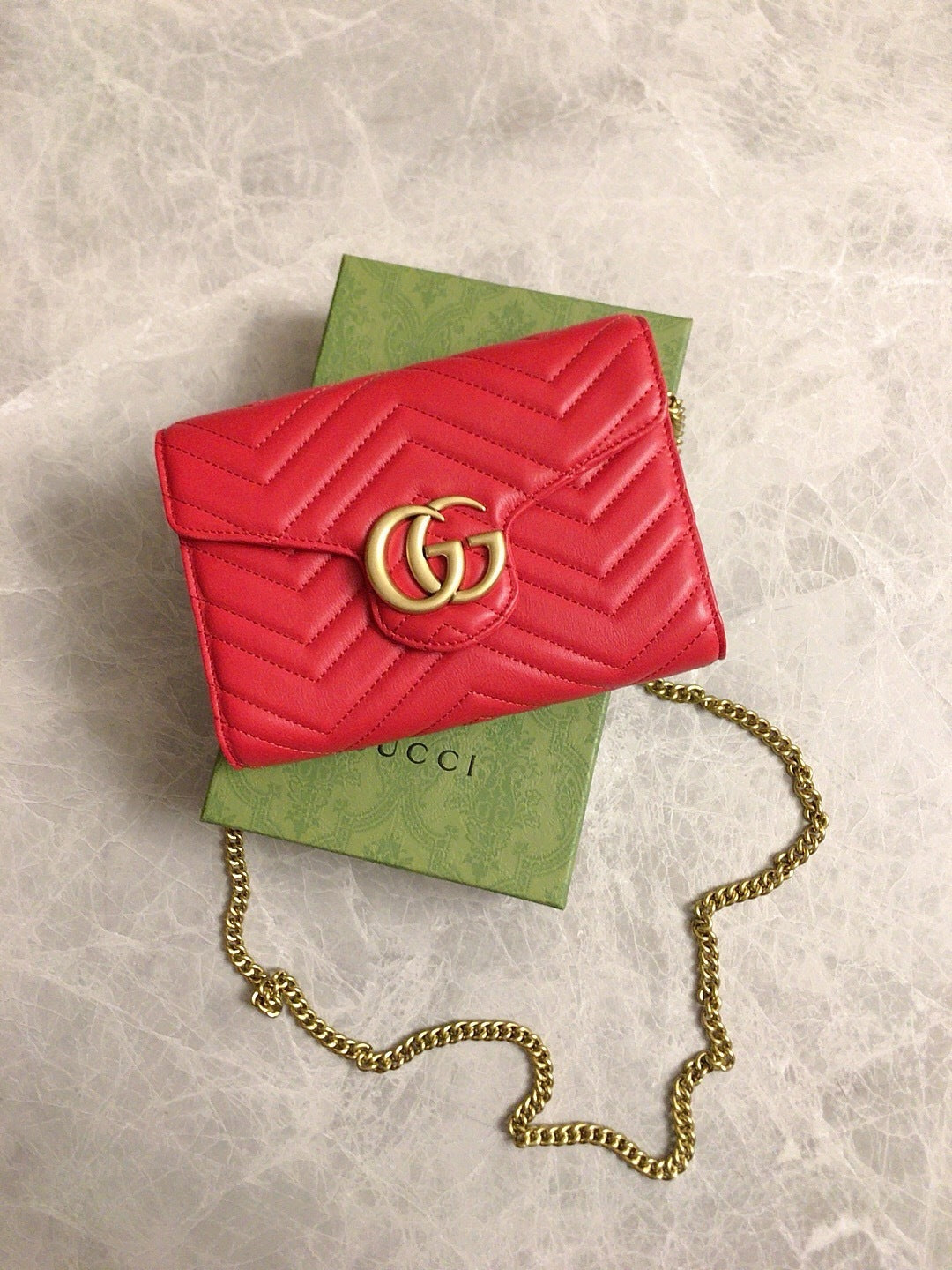 Gucci GG Marmont Small Shoulder Bag