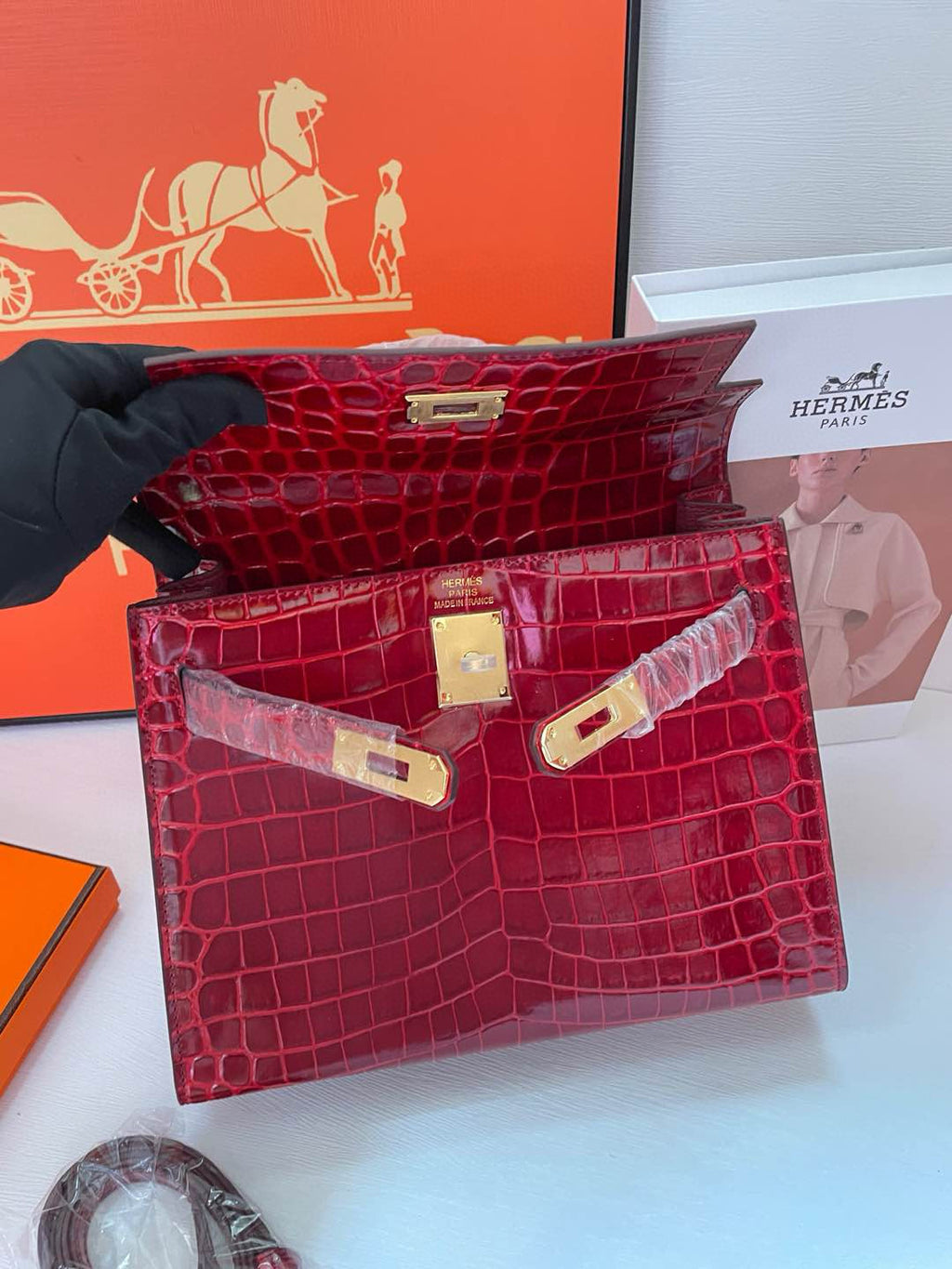 Hermès Kelly Bag – Authentic Luxury Leather Top Handle Handbag