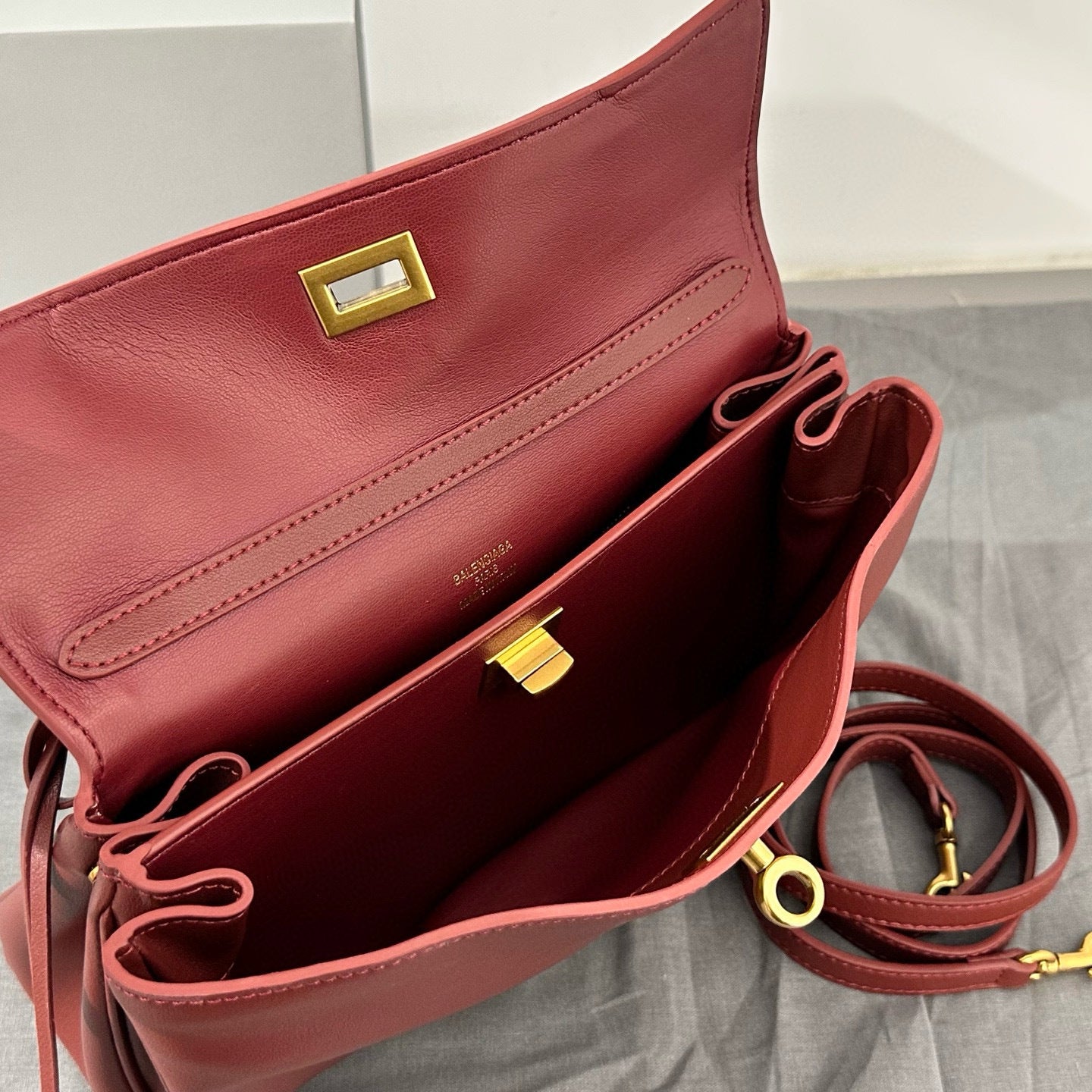 Balenciaga Rodeo Medium Handbag