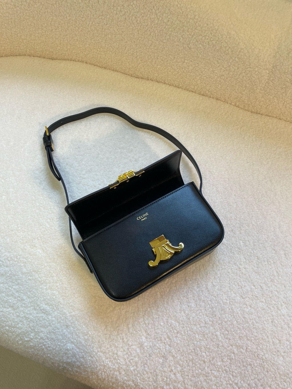 Celine Triomphe Bag – Luxury Leather Shoulder Bag