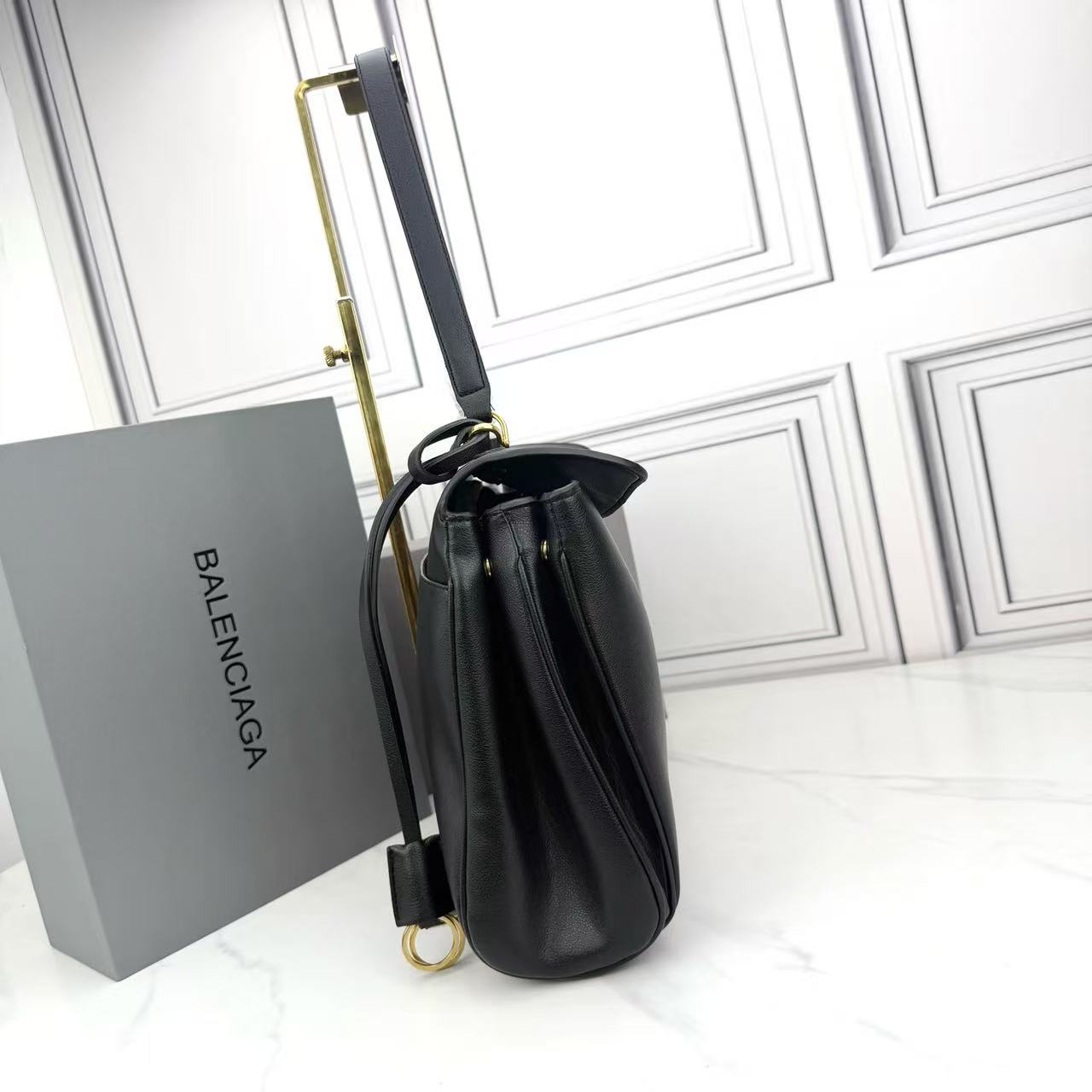 Balenciaga Rodeo Medium Handbag