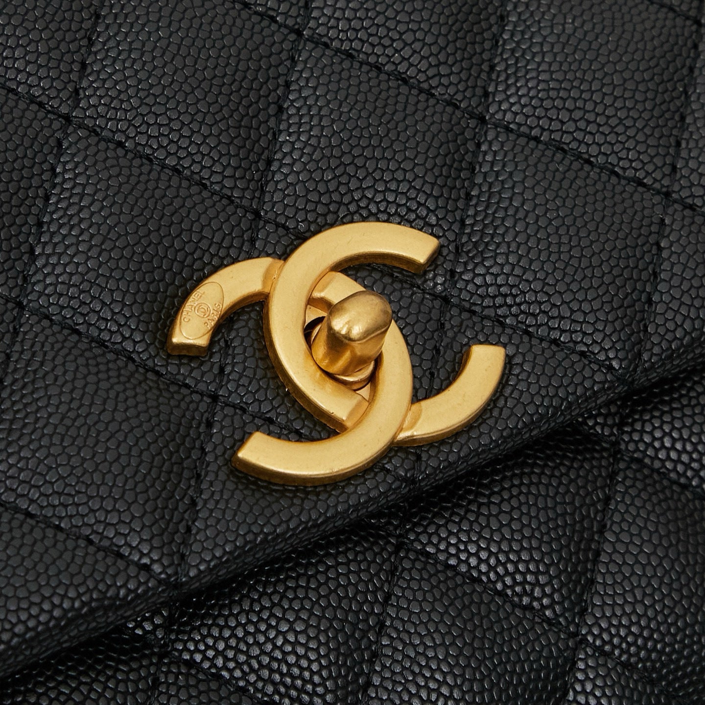 Chanel Coco Handle Bag – Authentic Quilted Leather Luxury Top Handle Handbag