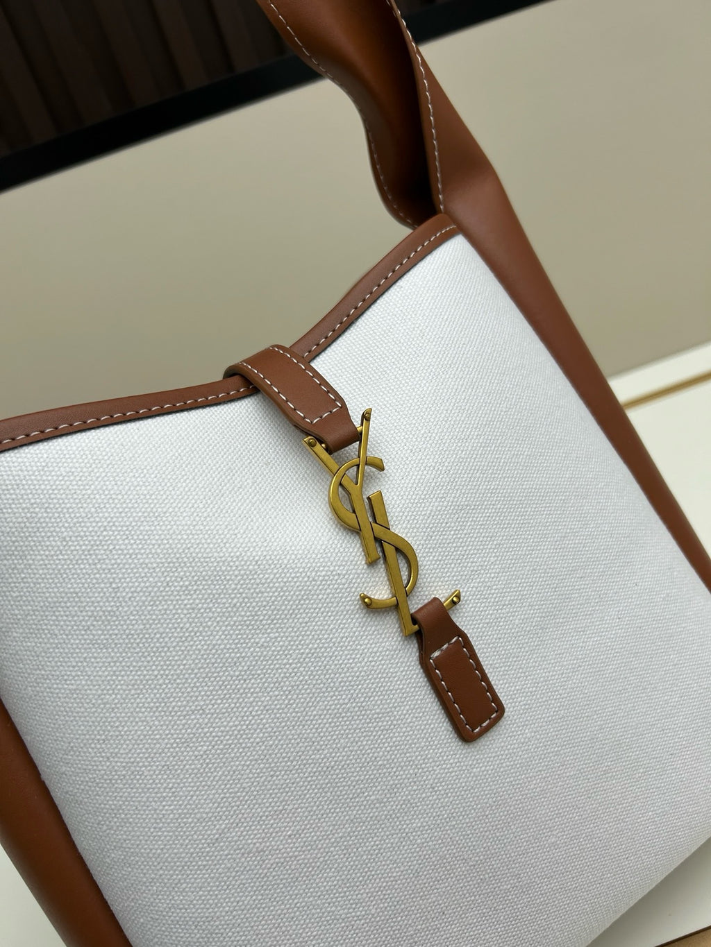 Saint Laurent Le 5 à 7 Bag – Luxury Leather Shoulder Bag