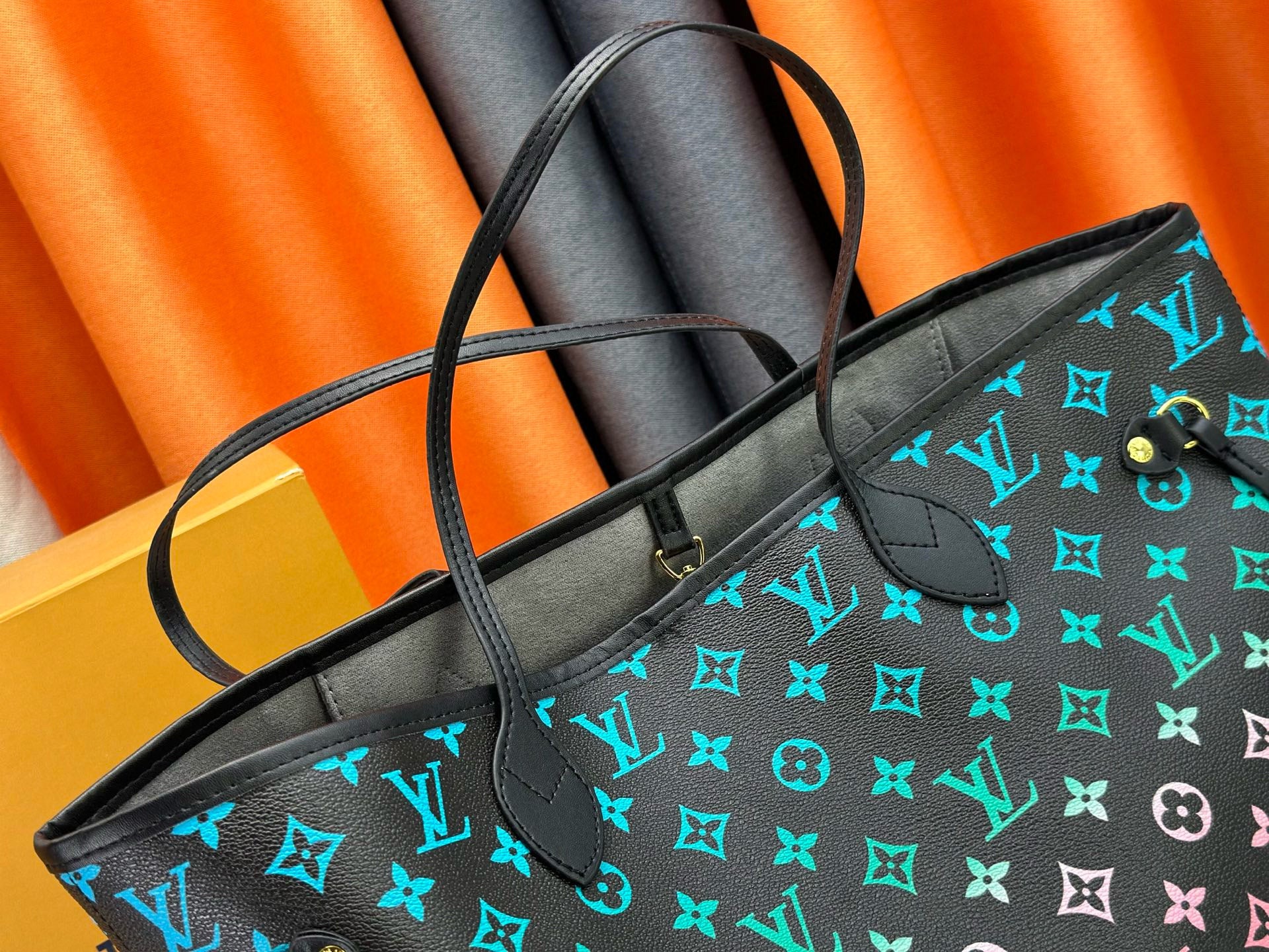 Louis Vuitton Neverfull MM – Premium Quality Luxury Inspired Designer Tote Bag