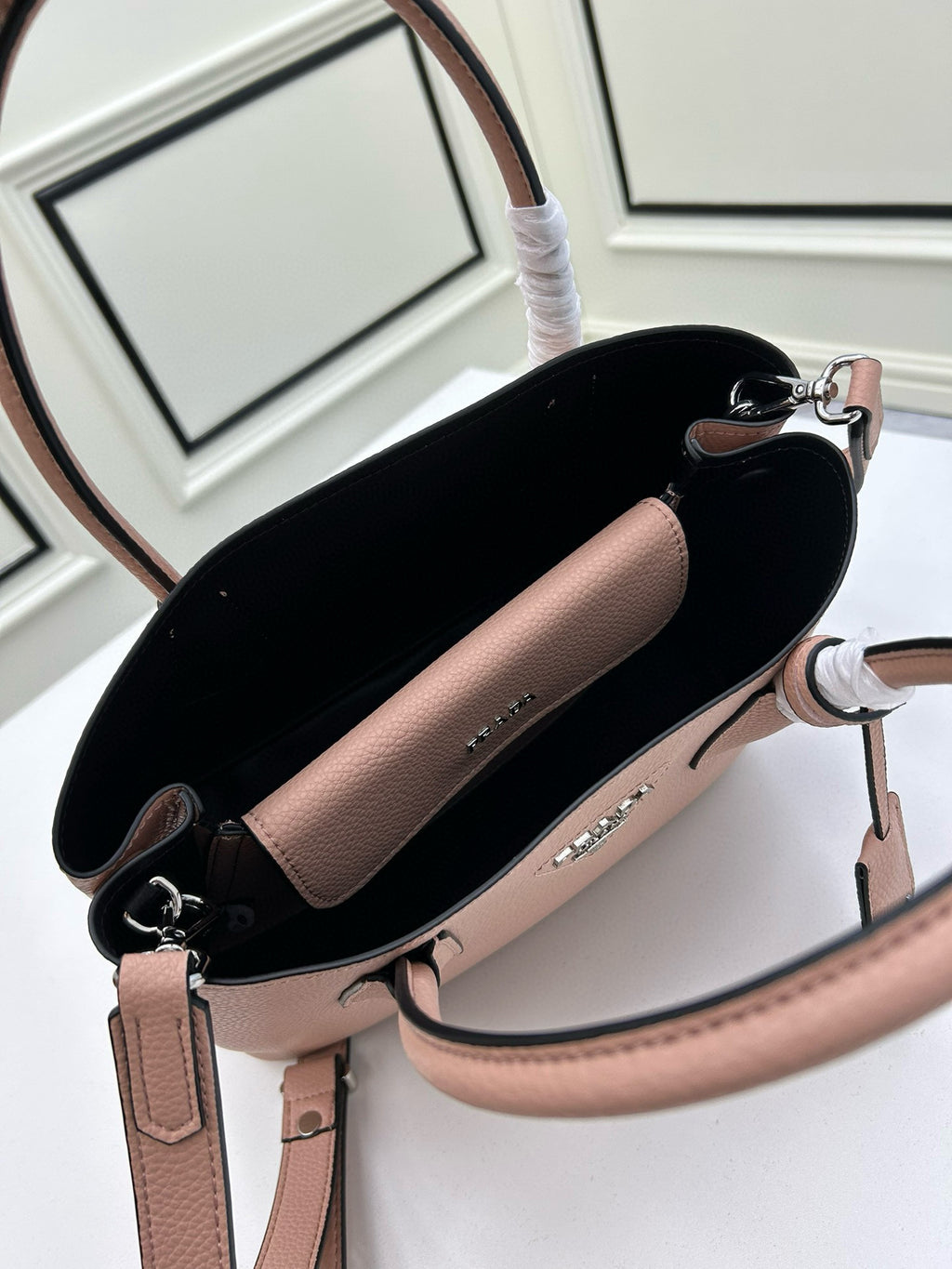 Prada Re-Edition 1995 Mini Bag – Authentic Saffiano Leather Luxury Handbag