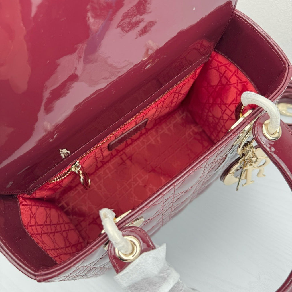Dior Lady Dior Bag – Cannage Quilted Leather Luxury Handbag