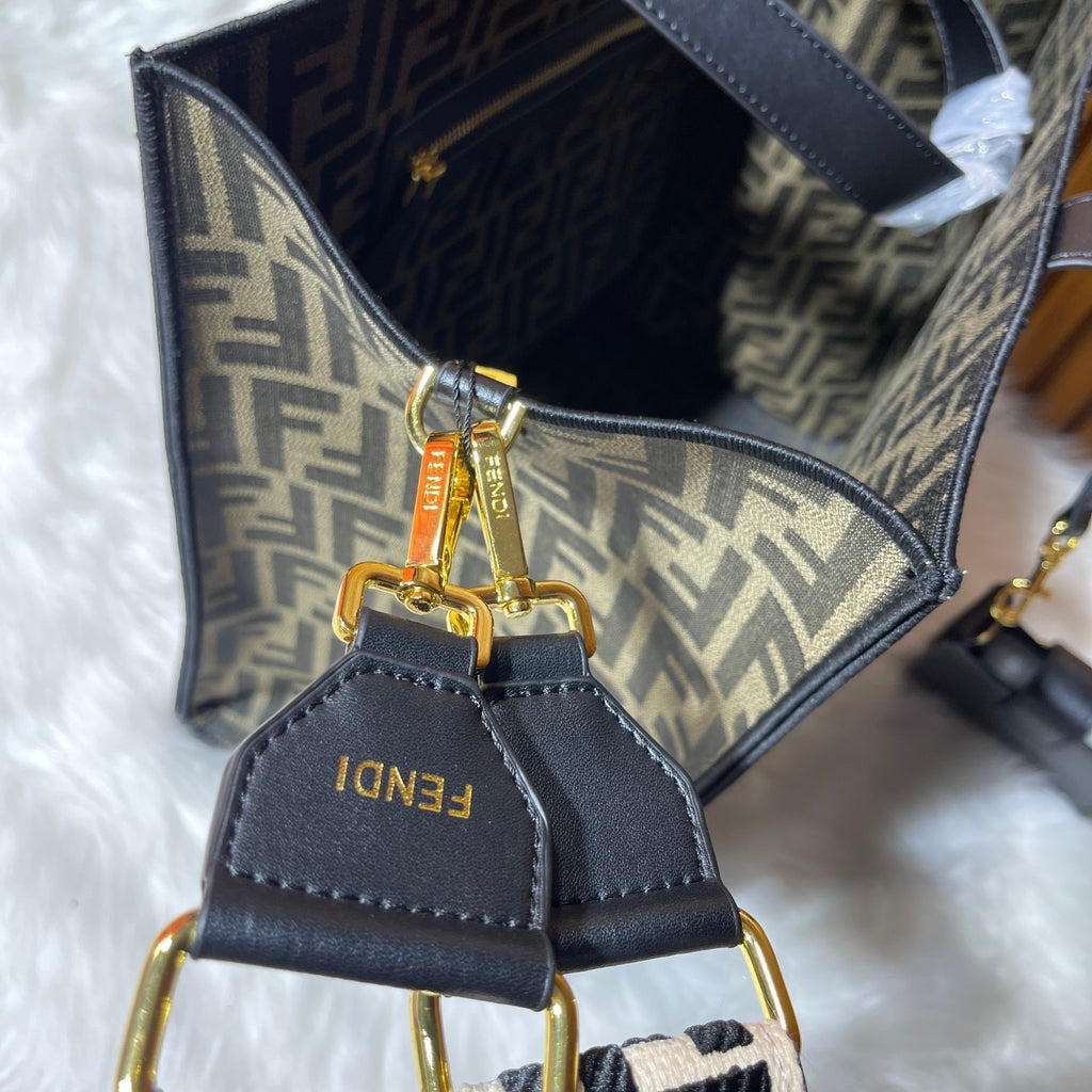 Fendi Sunshine Medium Tote