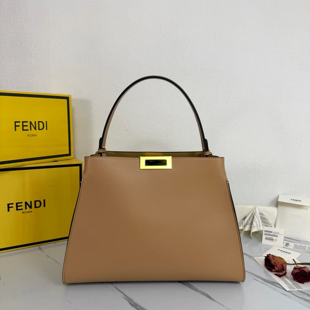 Fendi Peekaboo ISeeU Medium Bag