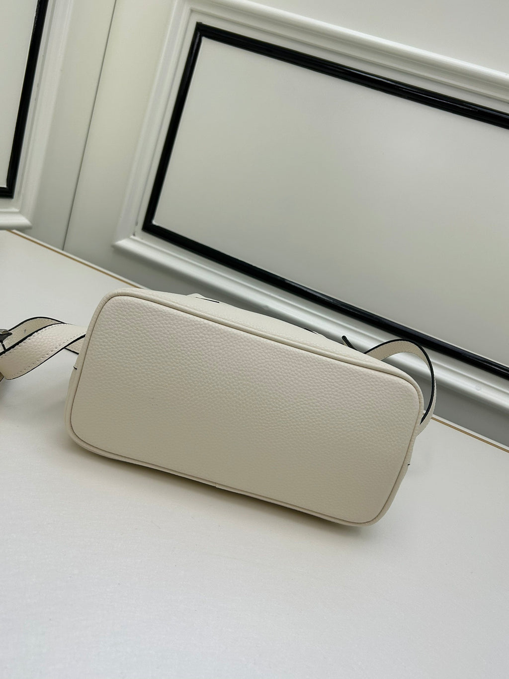 Prada Re-Edition 1995 Mini Bag – Authentic Saffiano Leather Luxury Handbag