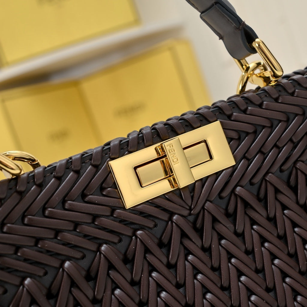 Fendi Peekaboo ISeeU Medium Bag