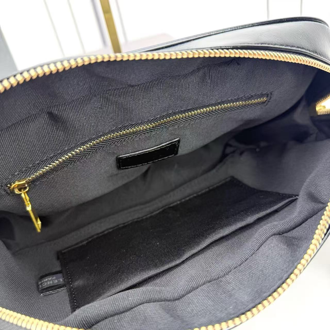 Balenciaga Bel Air Medium Carry All Bag