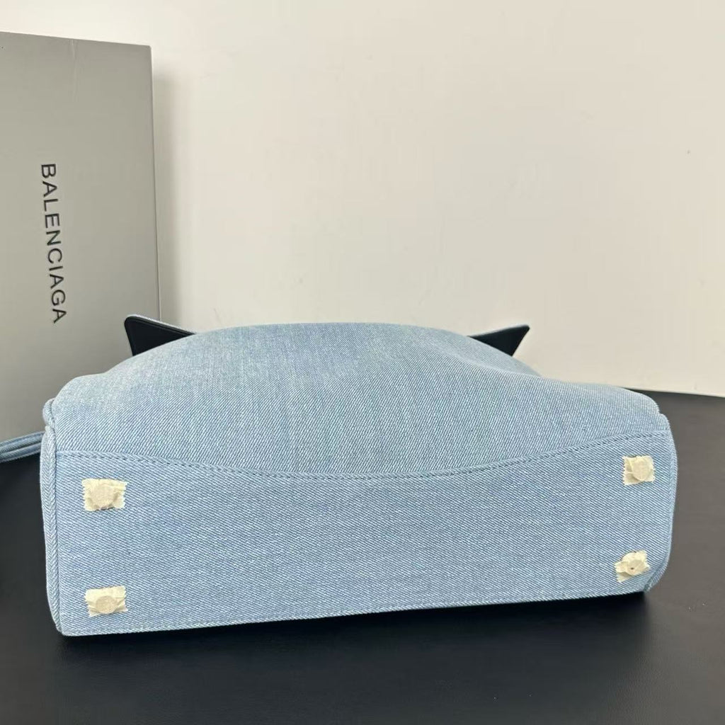 Balenciaga Rodeo Medium Handbag