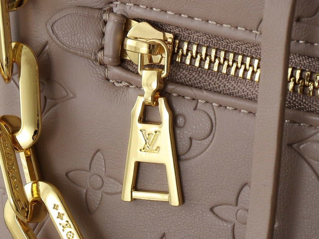 Gucci GG Supreme Backpack – Premium Quality Luxury Inspired Designer Backpack