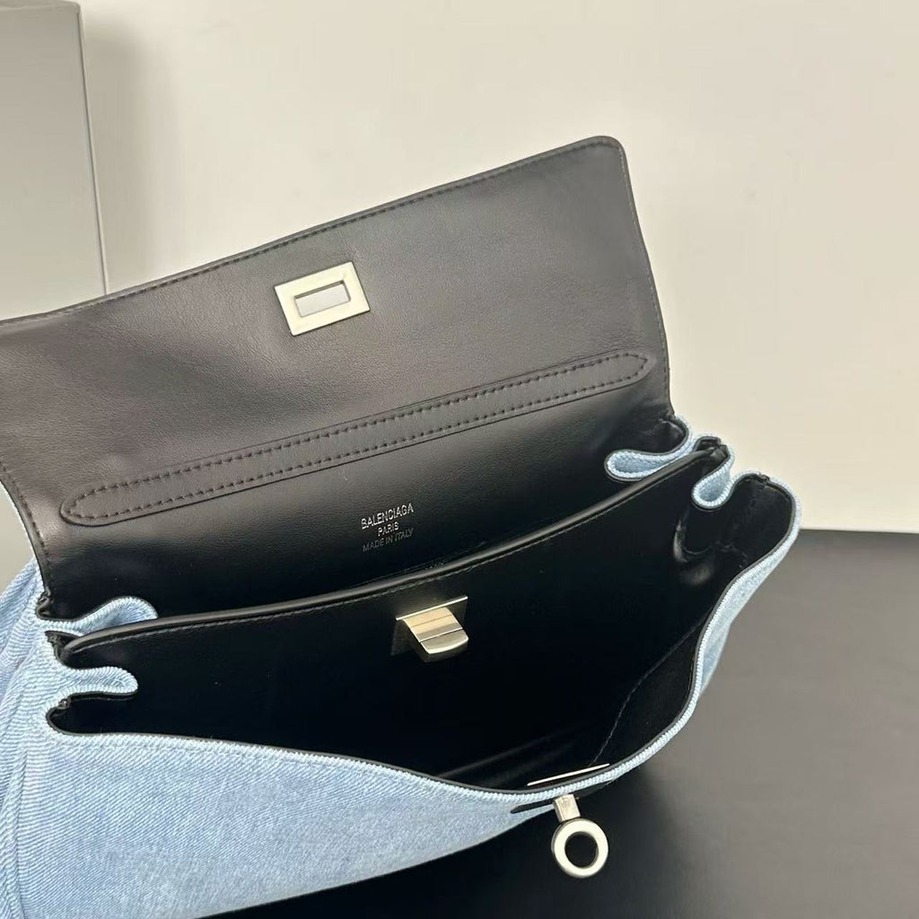 Balenciaga Rodeo Medium Handbag
