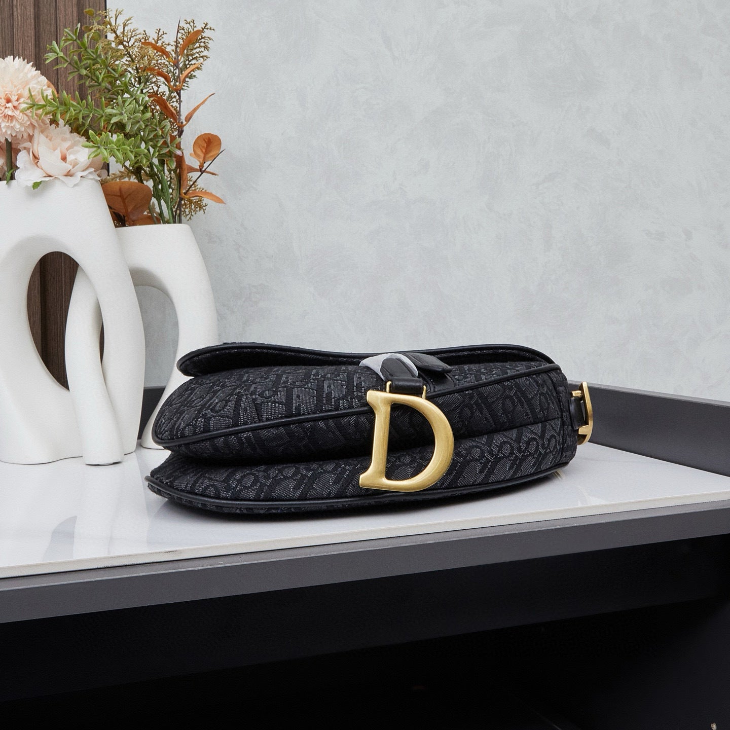 Dior Saddle Bag – Luxury Leather Shoulder & Crossbody Handbag