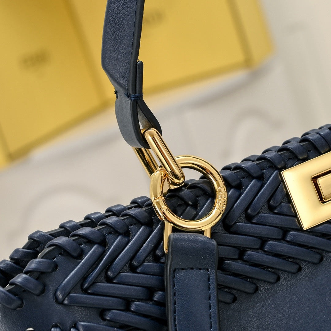 Fendi Peekaboo ISeeU Medium Bag