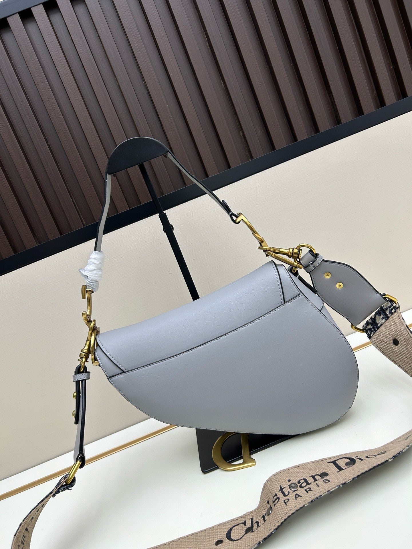 Dior Saddle Bag – Luxury Leather Shoulder & Crossbody Handbag