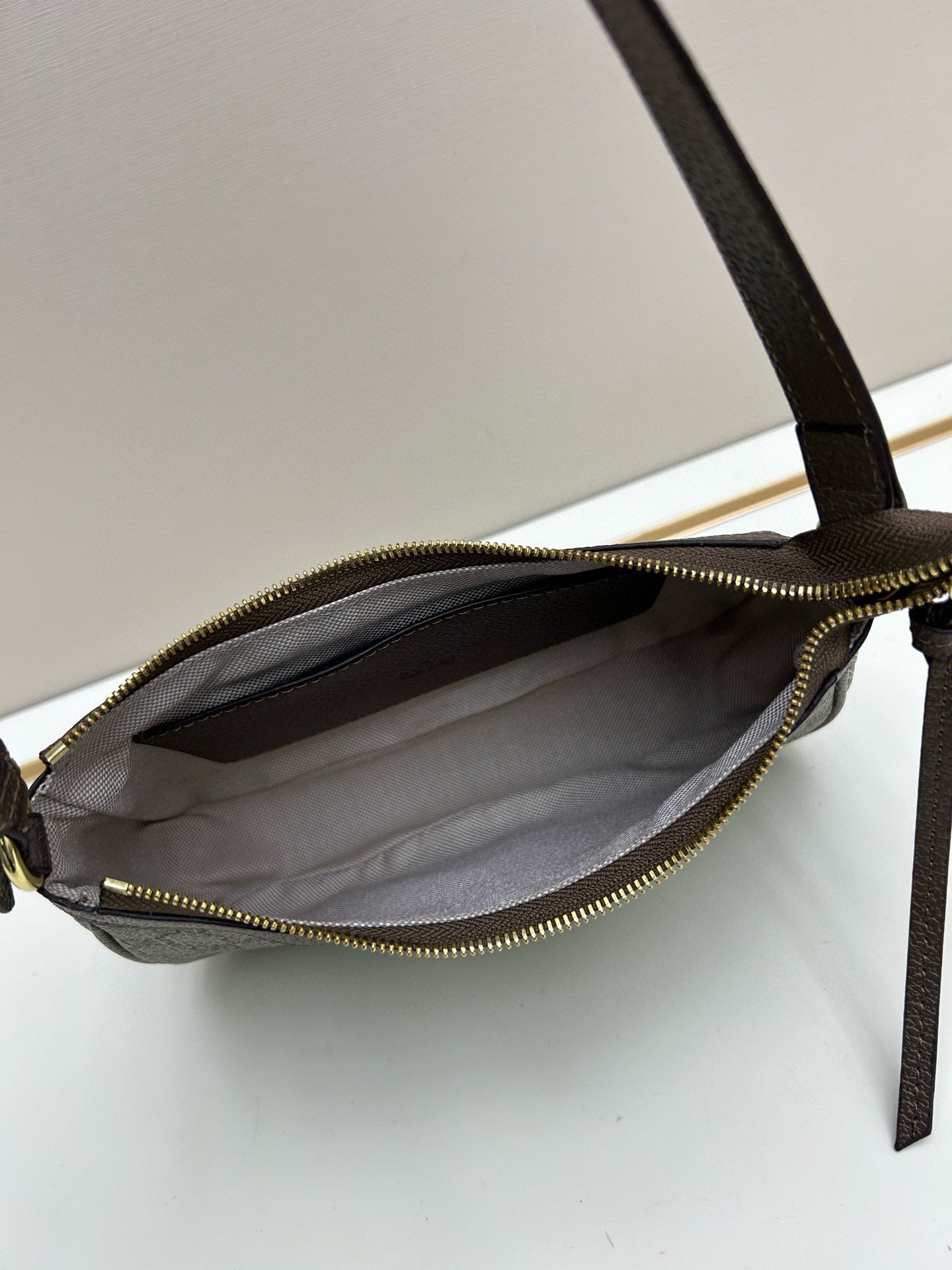Gucci Ophidia GG Shoulder Bag