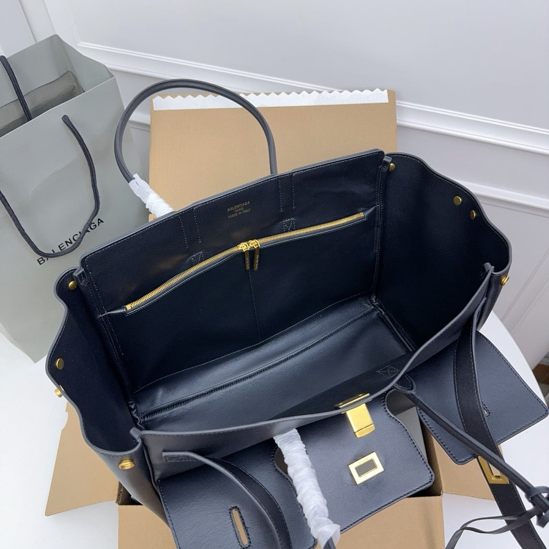Balenciaga Bel Air Medium Carry All Bag