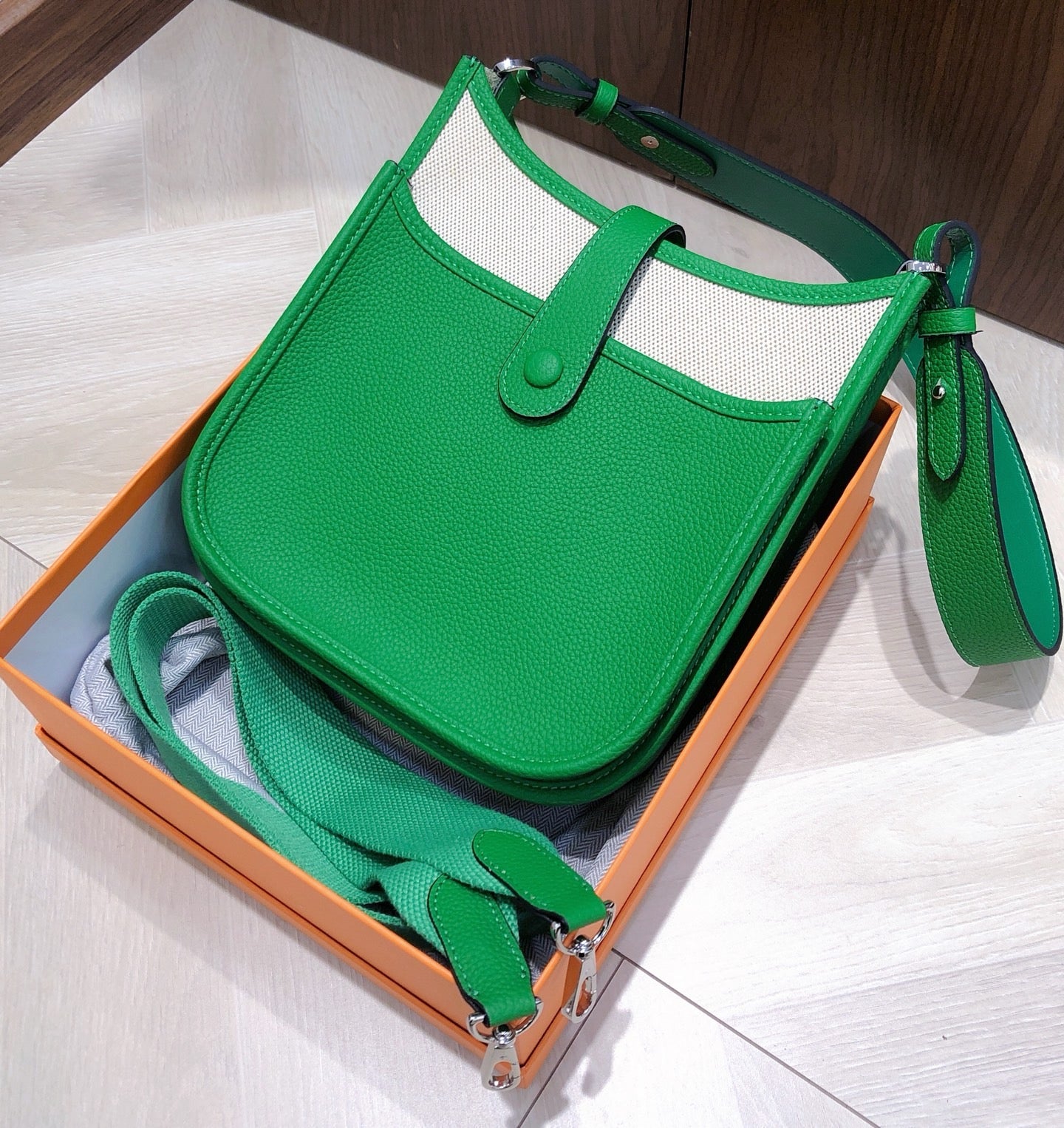 Hermès Evelyne Bag – Luxury Leather Crossbody Bag