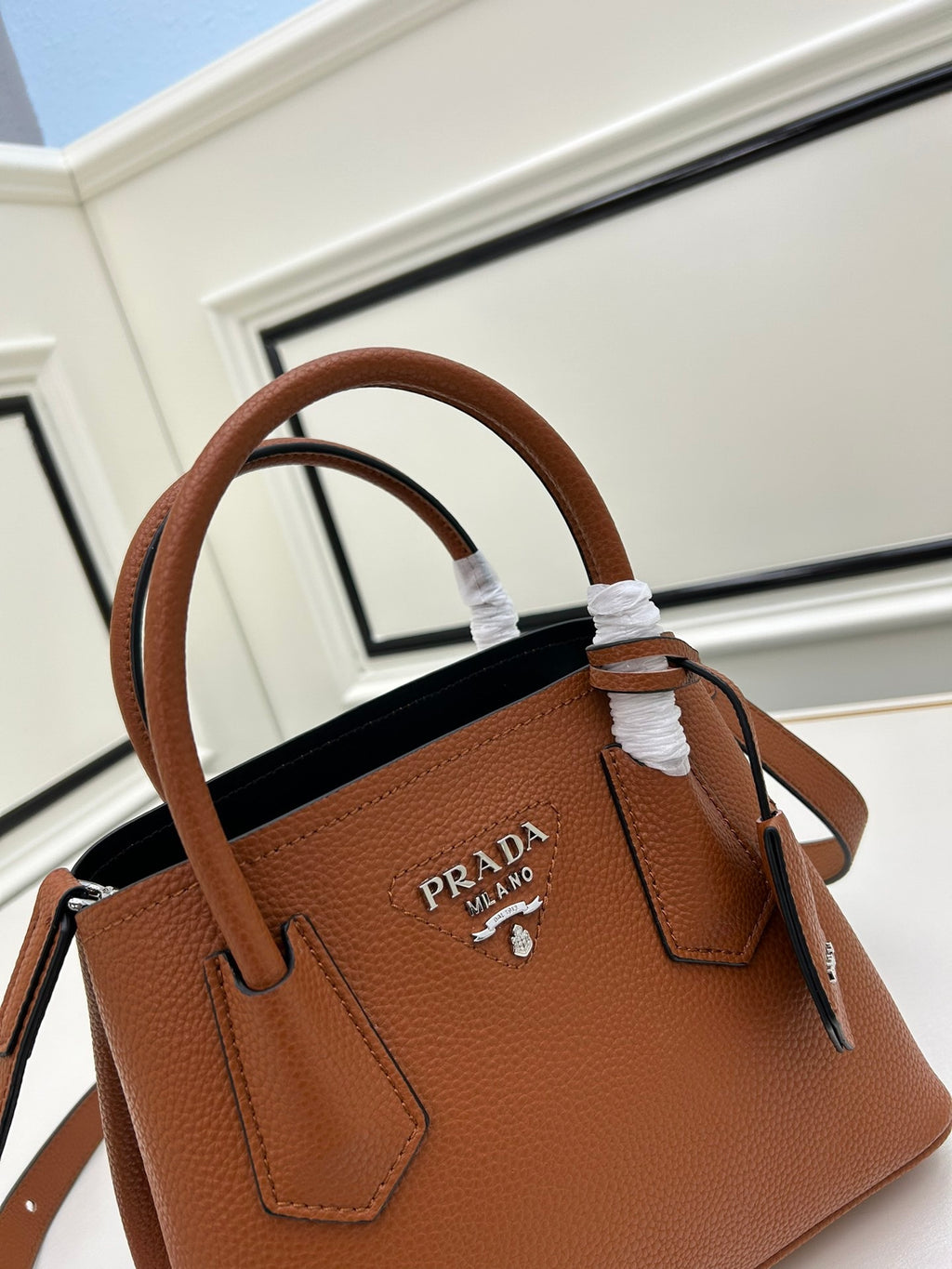 Prada Re-Edition 1995 Mini Bag – Authentic Saffiano Leather Luxury Handbag