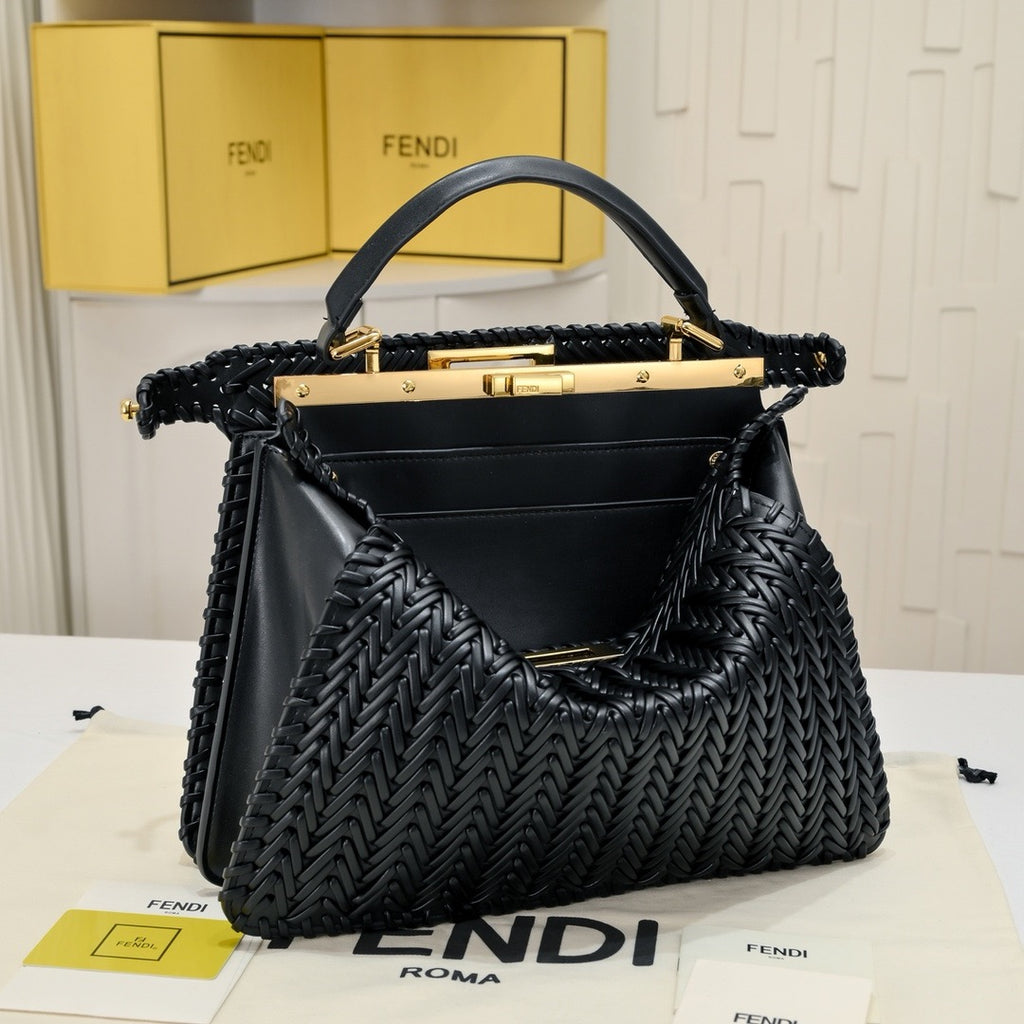 Fendi Peekaboo ISeeU Medium Bag