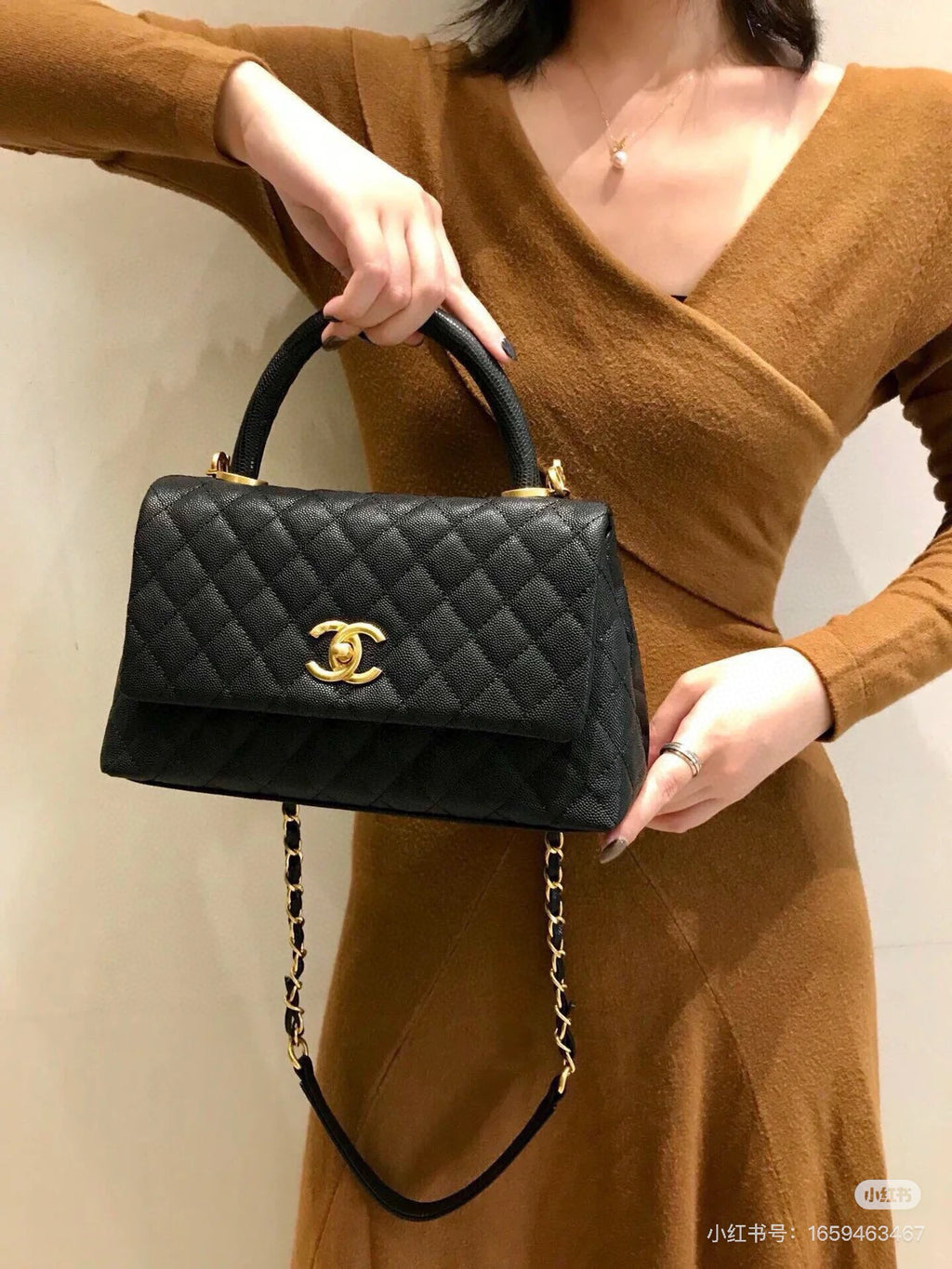 Chanel Coco Handle Bag – Authentic Quilted Leather Luxury Top Handle Handbag