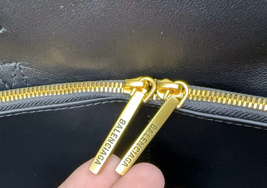 Balenciaga Bel Air Medium Carry All Bag