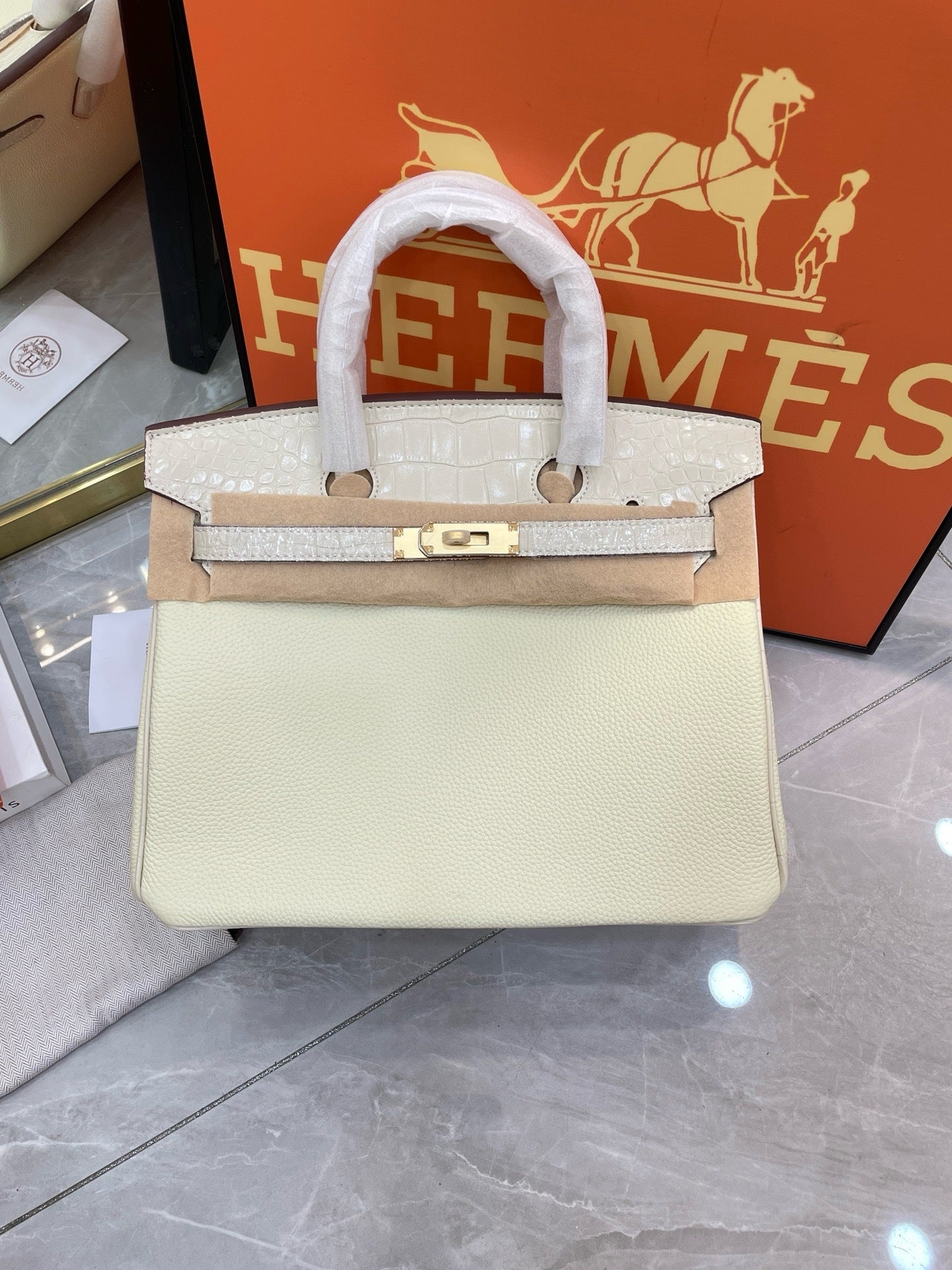 Hermès Birkin Bag – Authentic Luxury Leather Handbag