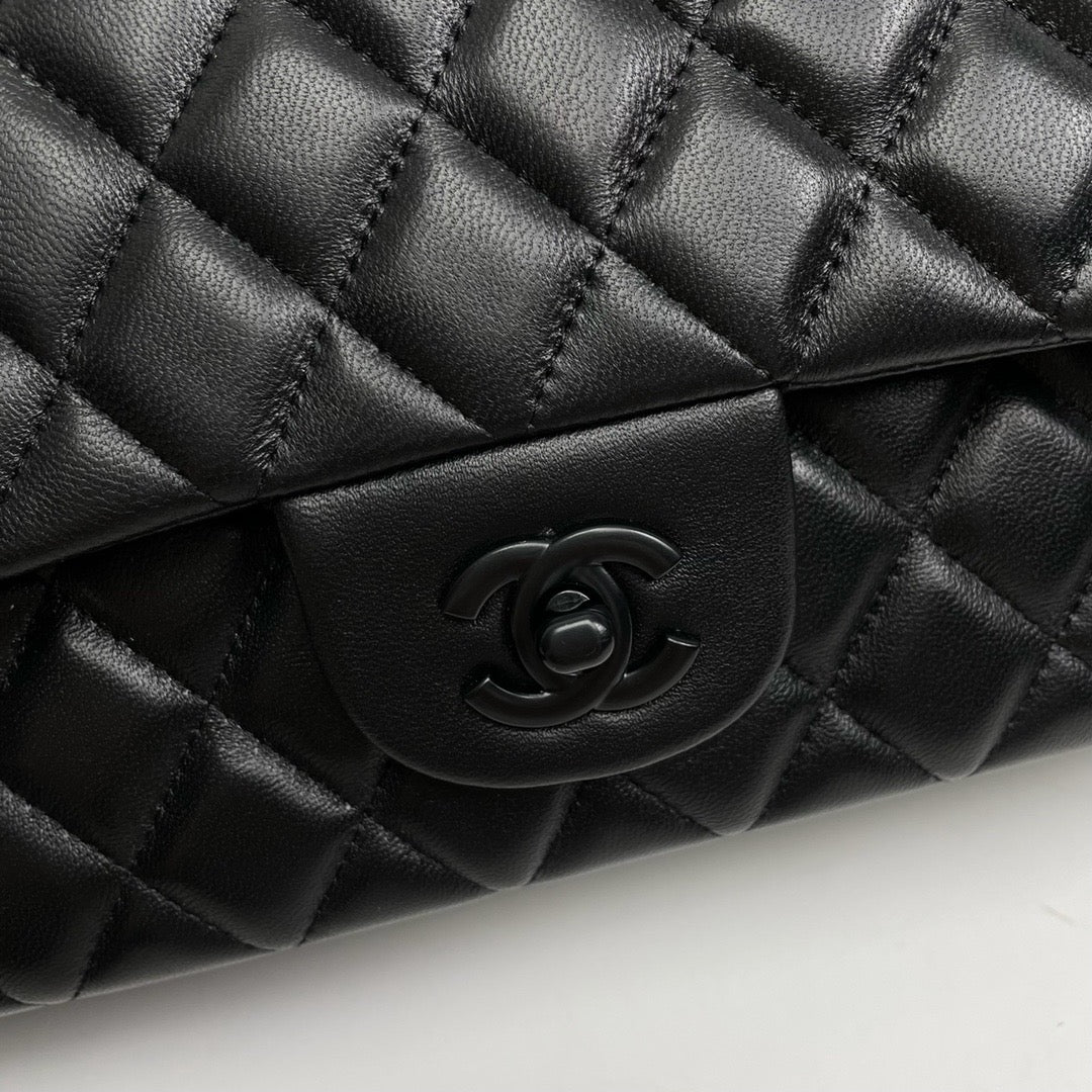 Chanel 2.55 Reissue Flap Bag – Quilted Leather Luxury Shoulder Bag