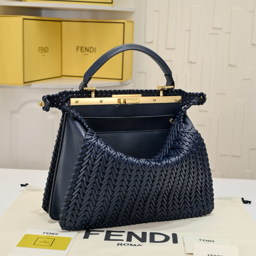 Fendi Peekaboo ISeeU Medium Bag
