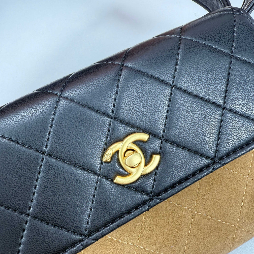 Chanel Classic Flap Bag Medium – Quilted Leather Luxury Handbag