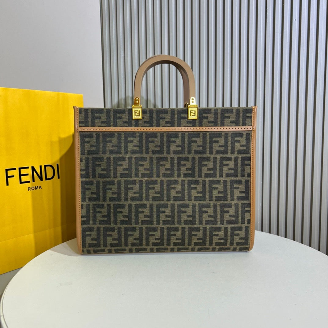 Fendi Sunshine Medium Tote