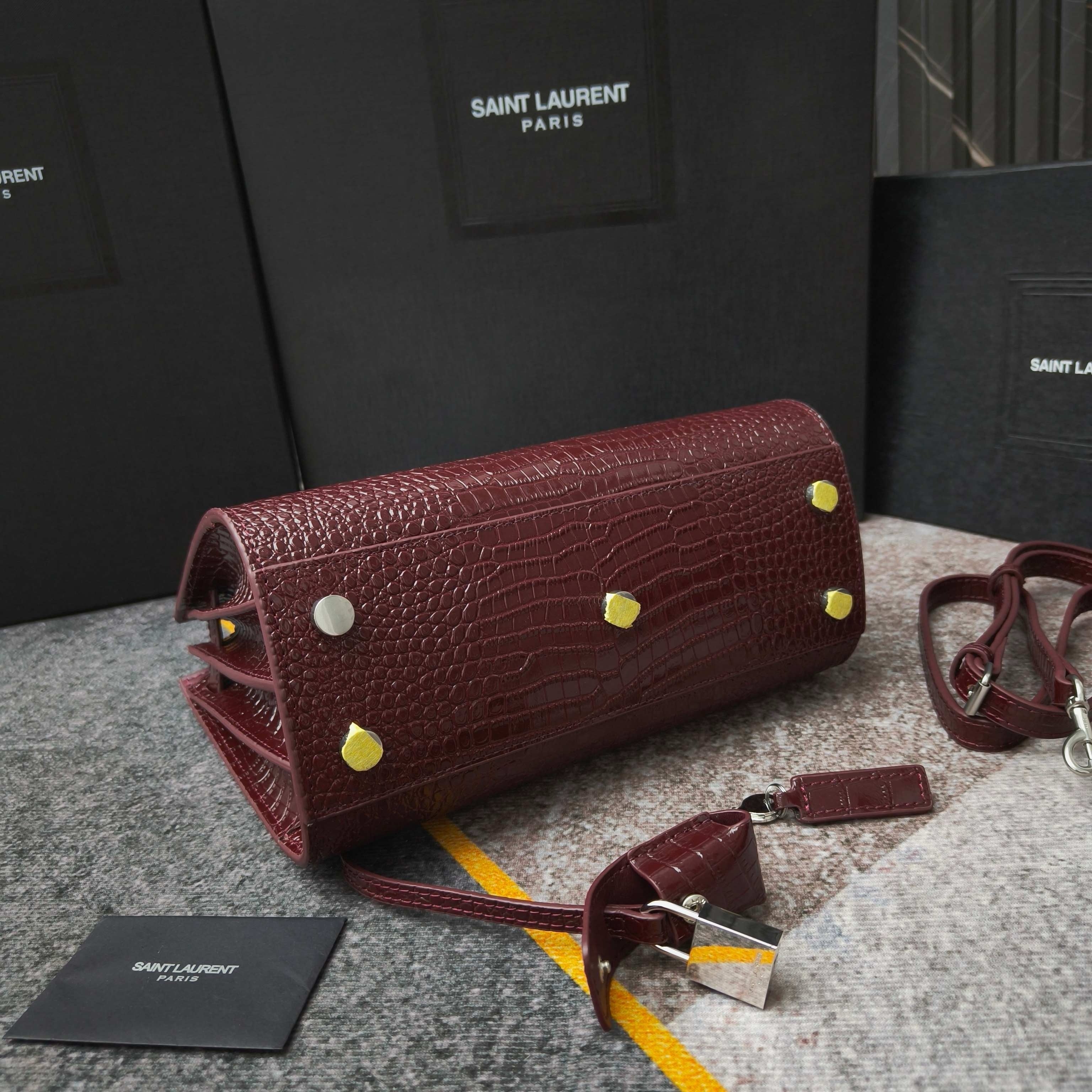 Saint Laurent Sac de Jour – Leather Top Handle Bag