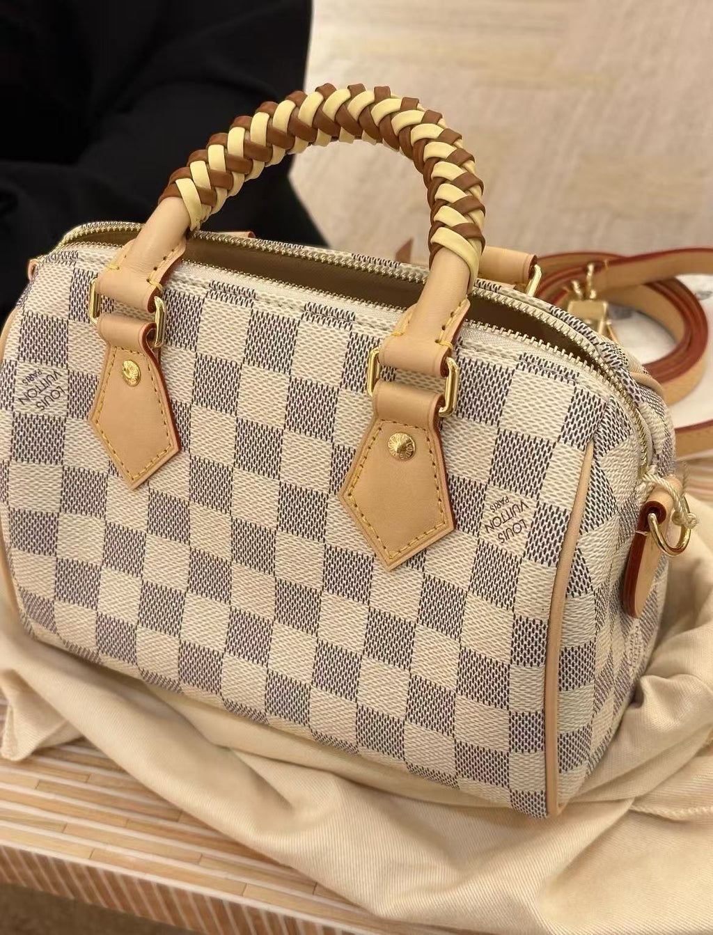 Louis Vuitton Speedy Bandoulière 25 – Premium Quality Luxury Inspired Designer Handbag