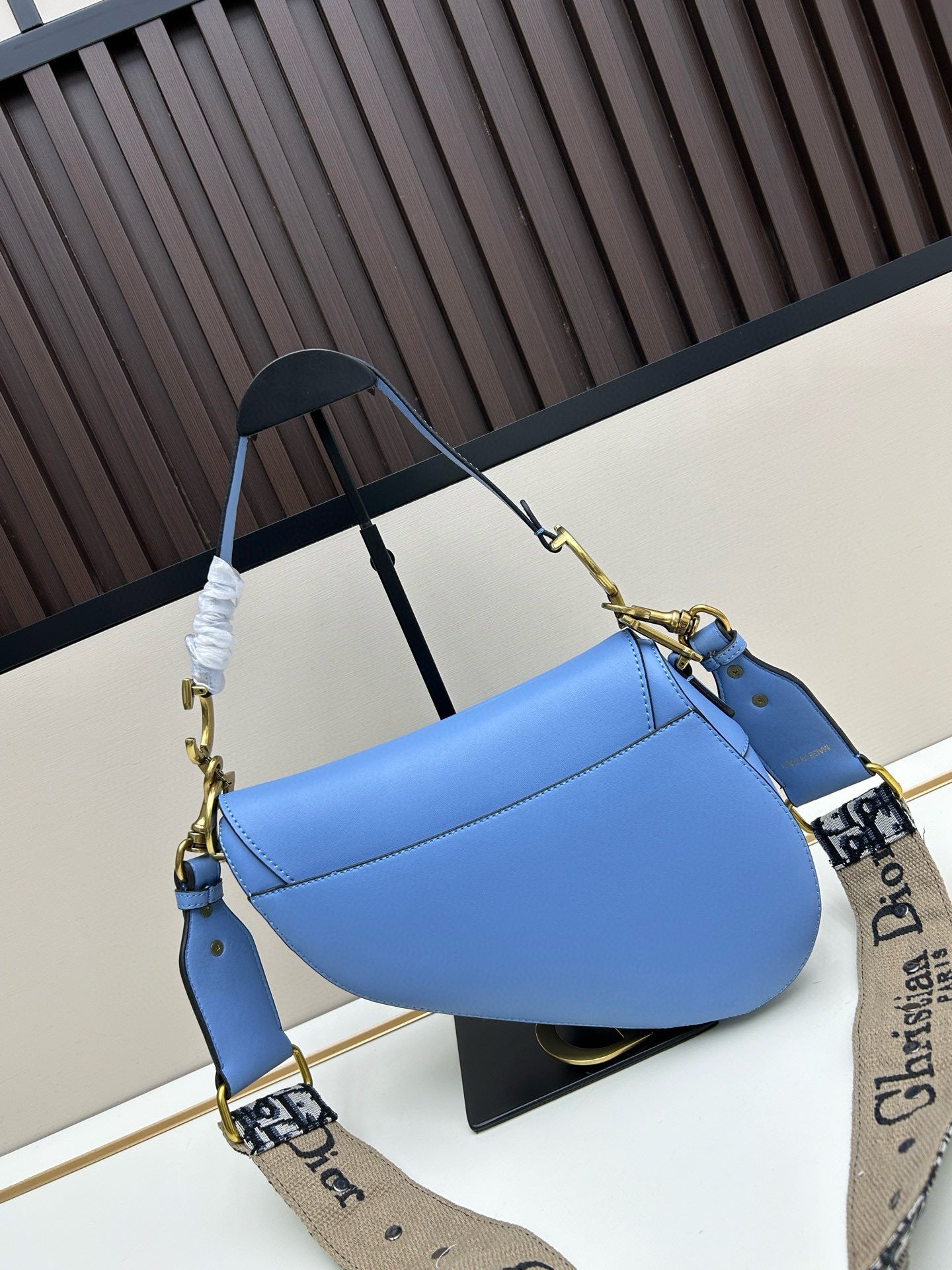 Dior Saddle Bag – Luxury Leather Shoulder & Crossbody Handbag
