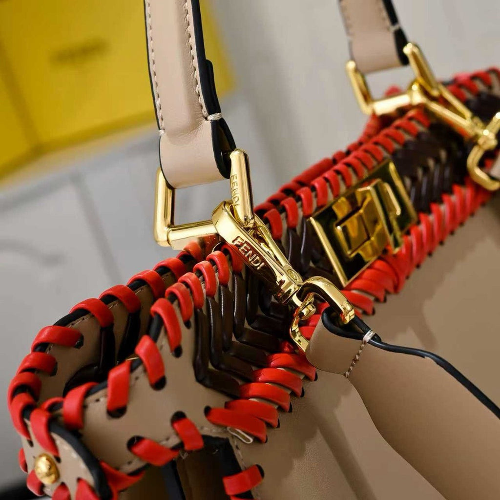 Fendi Peekaboo ISeeU Medium Bag