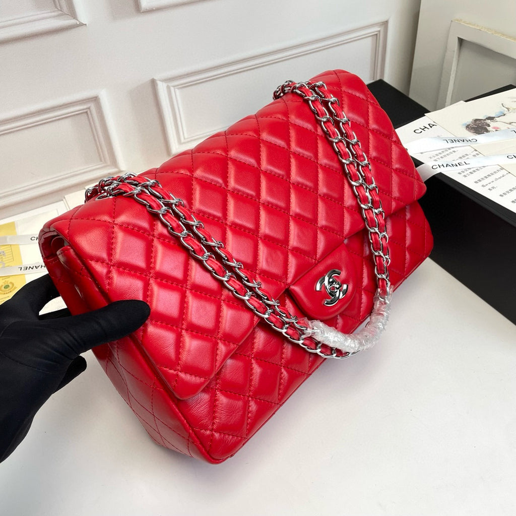 Chanel 2.55 Reissue Flap Bag – Quilted Leather Luxury Shoulder Bag
