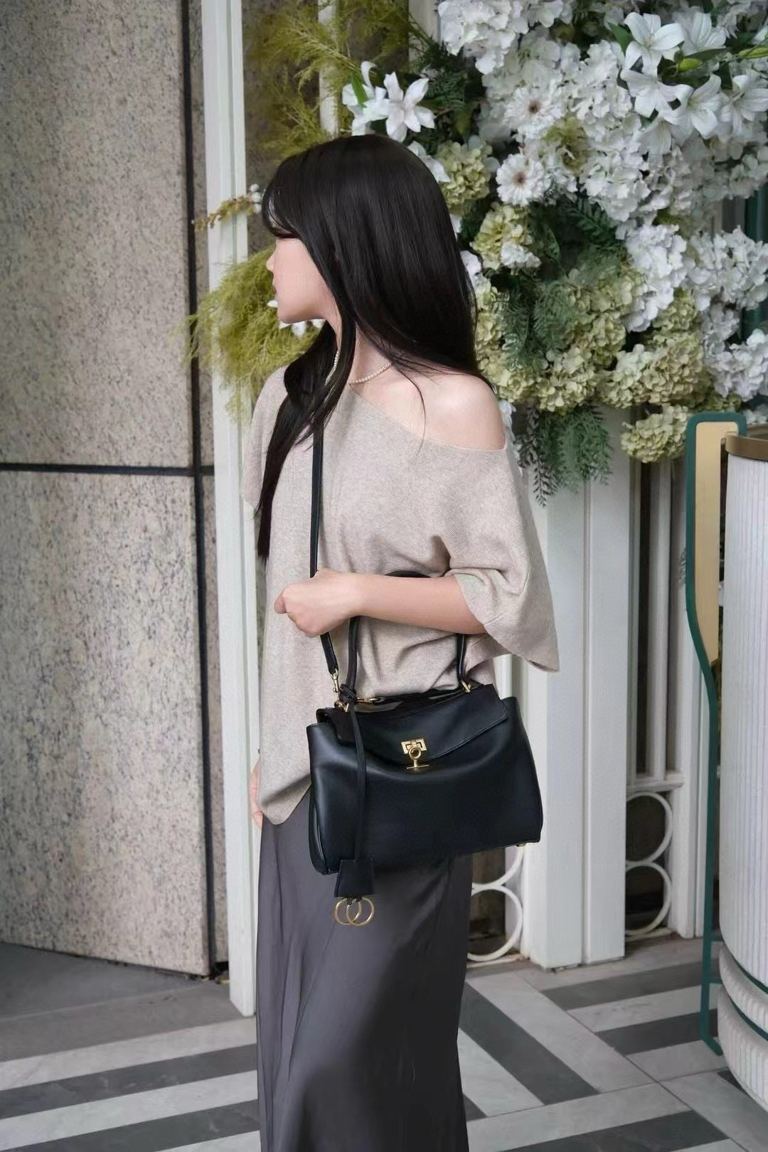 Balenciaga Rodeo Medium Handbag