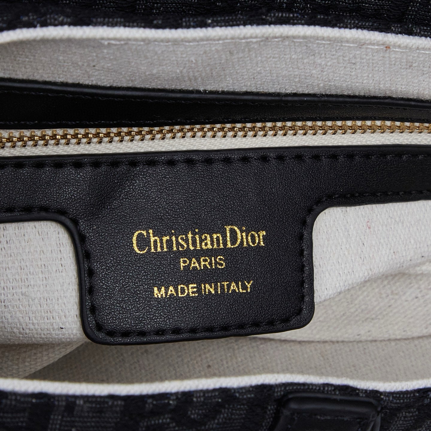 Dior Saddle Bag – Luxury Leather Shoulder & Crossbody Handbag