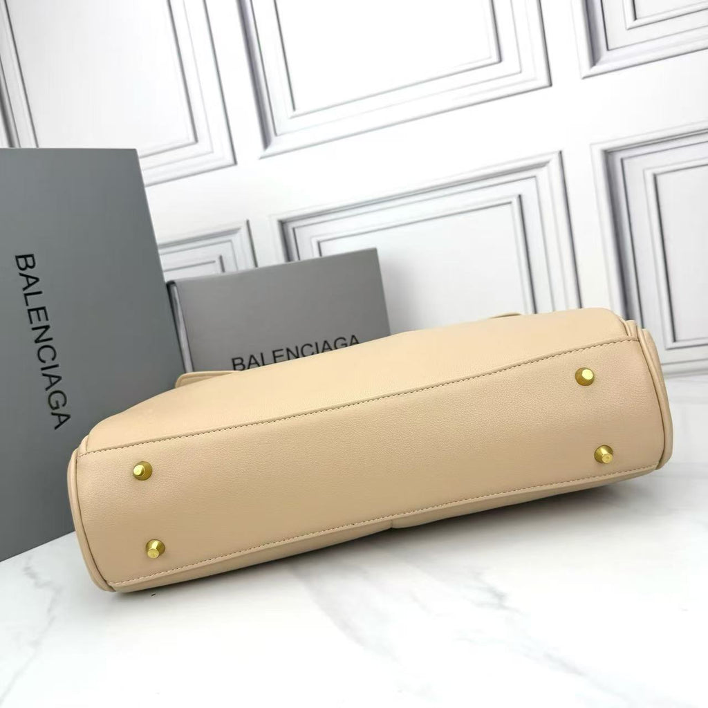 Balenciaga Rodeo Medium Handbag