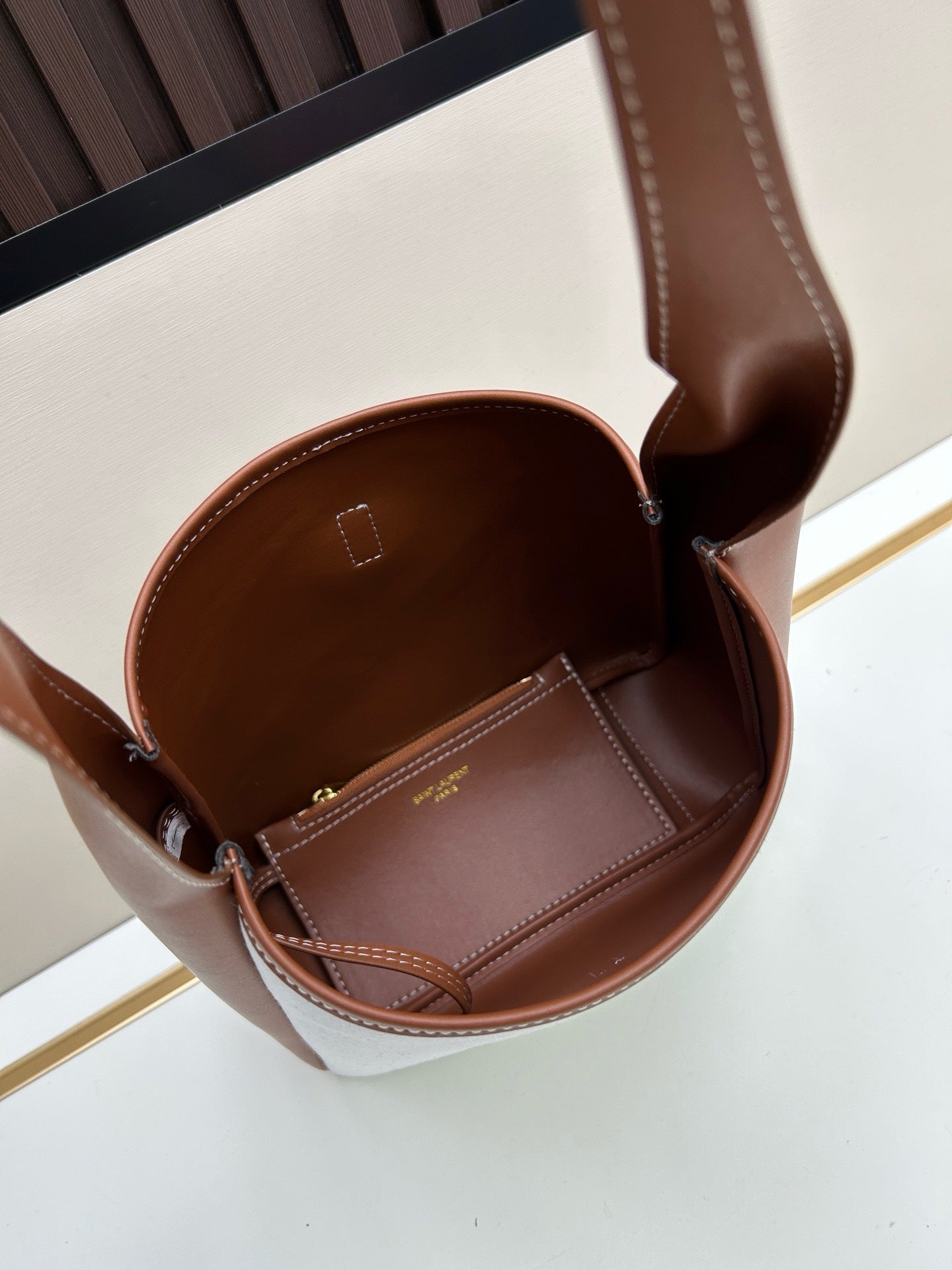 Saint Laurent Le 5 à 7 Bag – Luxury Leather Shoulder Bag